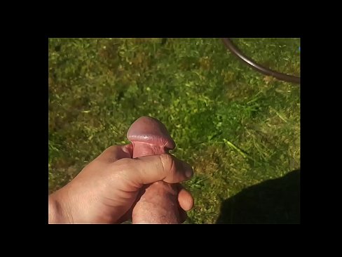 ❤️ Bidh hottie a 'faighinn a pussy pinc fucked agus cums le squirt ann an gàrradh samhraidh ️ Porno fb aig gd.porn-tub-sexer.ru ﹏